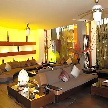 Pasadena Lodge Pattaya-3